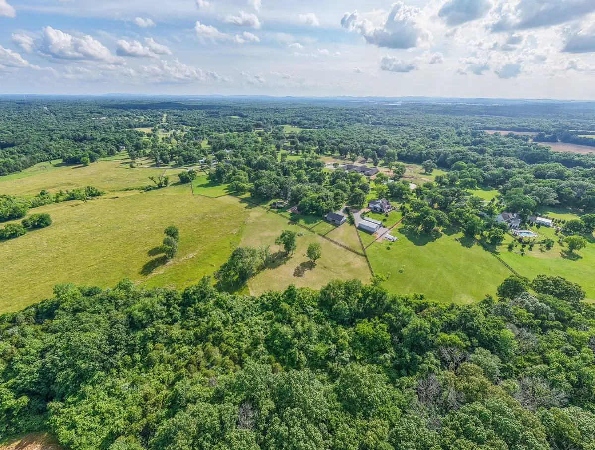 4288 Central Valley Rd, Murfreesboro, TN 37129 - Image #1