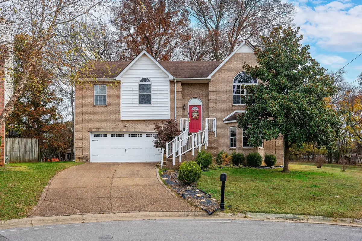 609 Waterford Ct, Antioch, TN 37013 - Image #1
