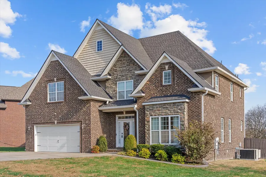 420 Clover Meadows Ct, Clarksville, TN 37043 - Image #3