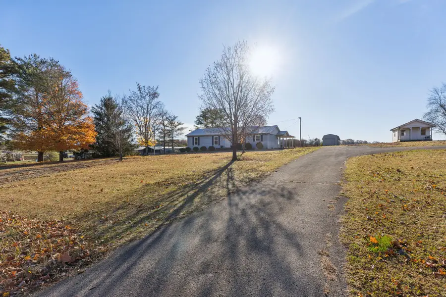 470 E Maple St, Morrison, TN 37357 - Image #2