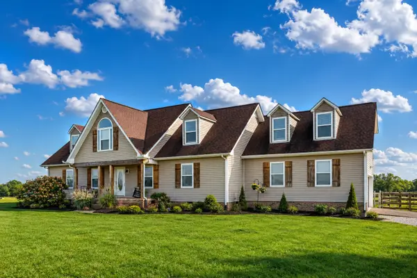 1883 Sawgrass Ln, Chapel Hill, TN 37034