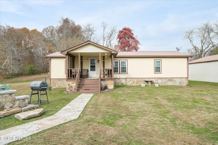409 W Loop Rd, Sparta, TN 38583 - Image #3