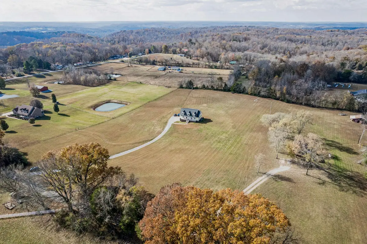 1017 Stewart Rd, Ashland City, TN 37015 - Image #1
