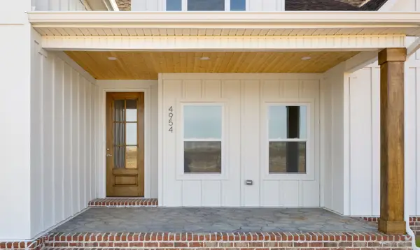 4954 Royal View Way, Clarksville, TN 37040