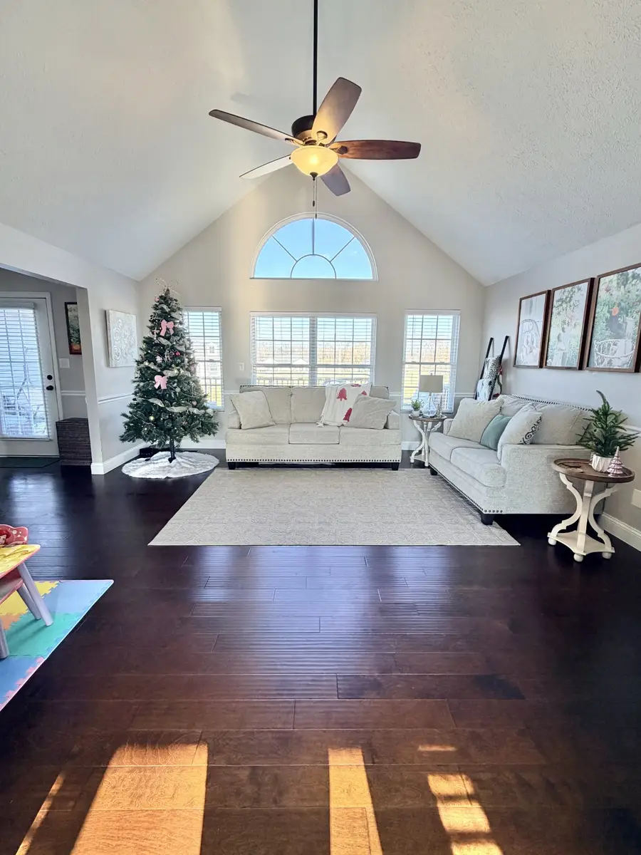 660 Billy Goat Hill Rd, Hopkinsville, KY 42240 - Image #3