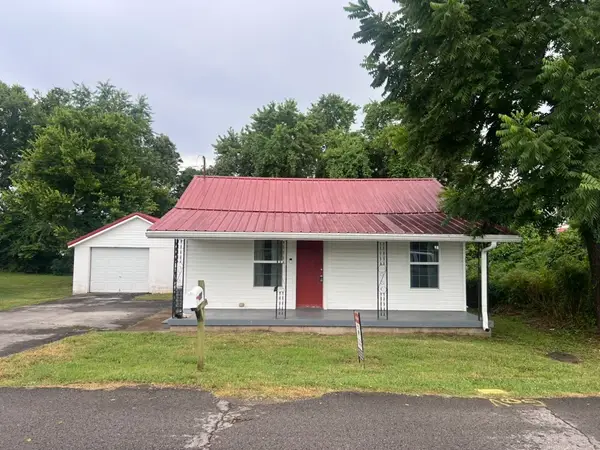 211 W Lyons St, Gallatin, TN 37066