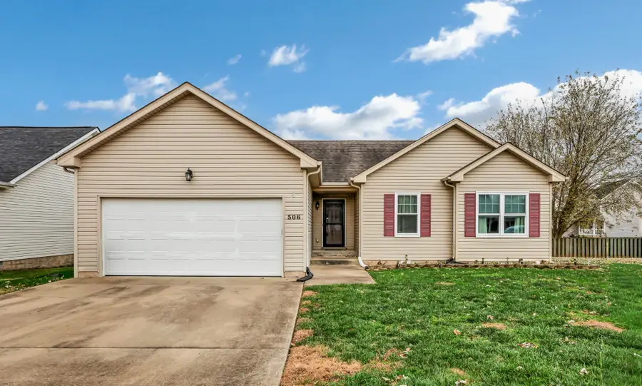 506 Oakmont Dr, Clarksville, TN 37042 - Image #2