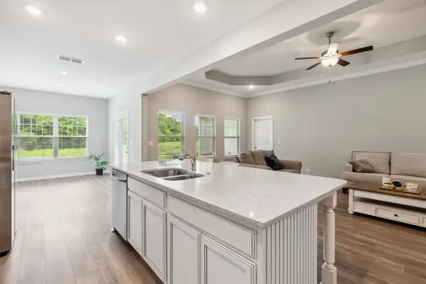 3608 Stormy Ln, Rockvale, TN 37153