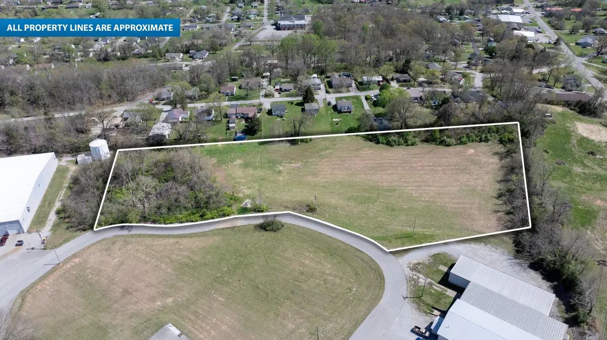 247 Johnston Trce, Hopkinsville, KY 42240 - Image #1