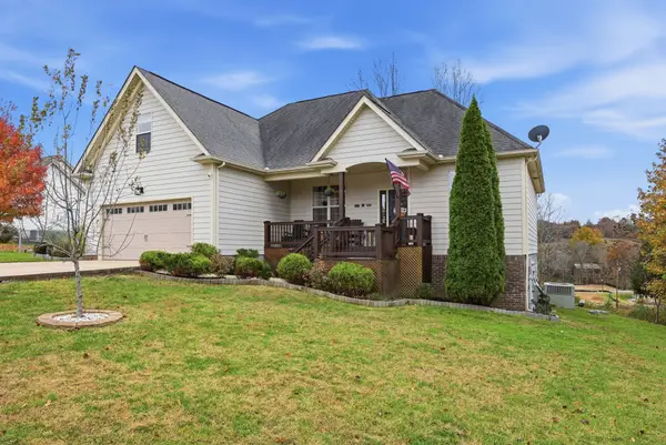 205 Stephen St, Dickson, TN 37055