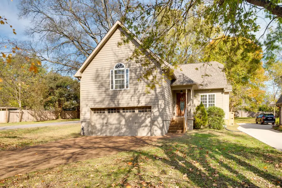 1301 Howard Ave, Nashville, TN 37216 - Image #2