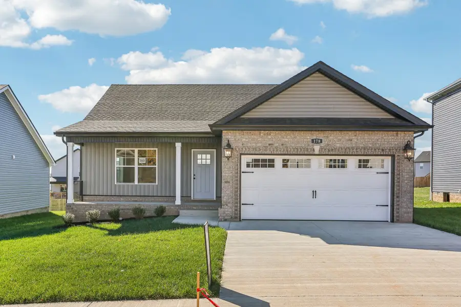 178 Brenda Dr, Clarksville, TN 37040 - Image #2