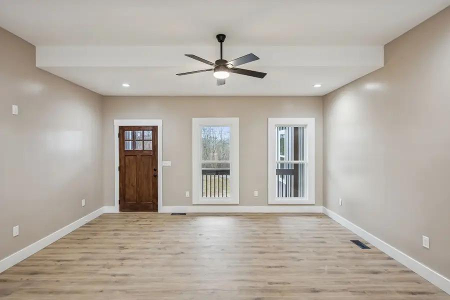 105 18th, Gruetli Laager, TN 37339 - Image #3