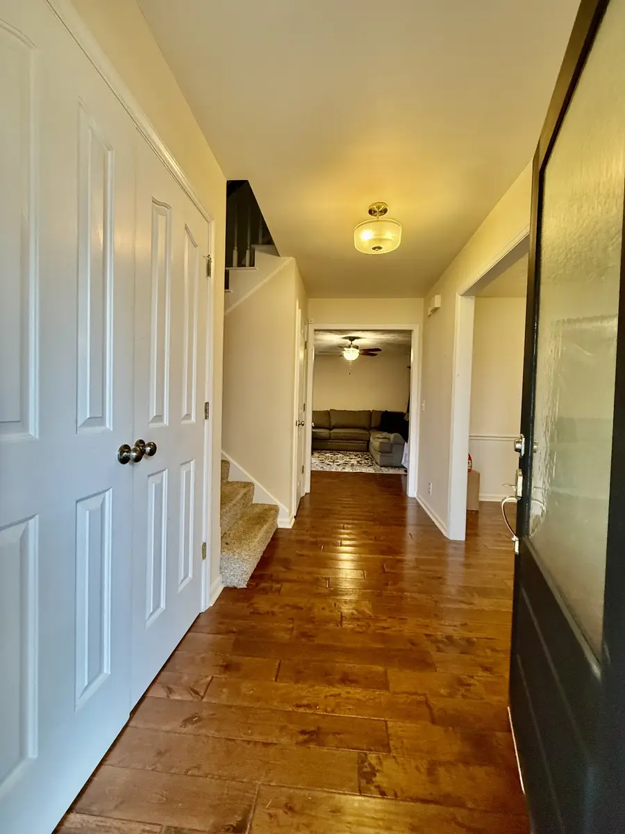 2021 Keenland Dr, Murfreesboro, TN 37127 - Image #3