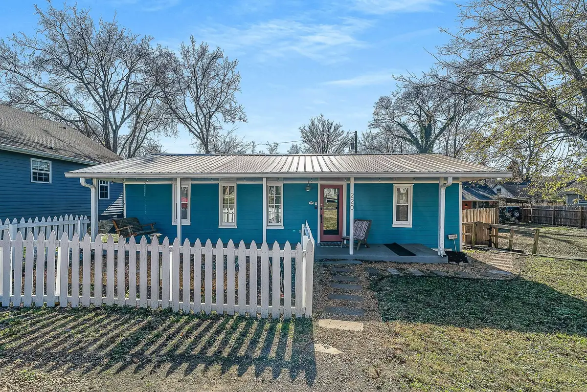 220 Lucile St, Nashville, TN 37207 - Image #1