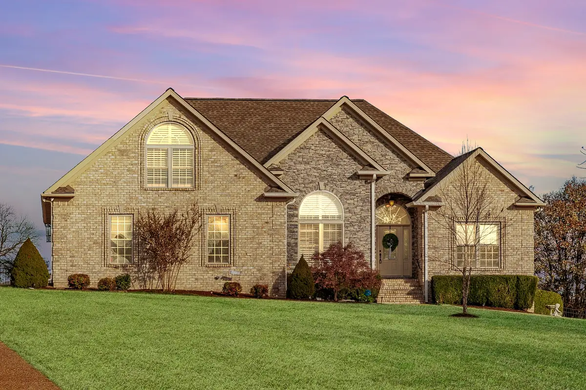 1022 Harness Cir, Gallatin, TN 37066 - Image #1