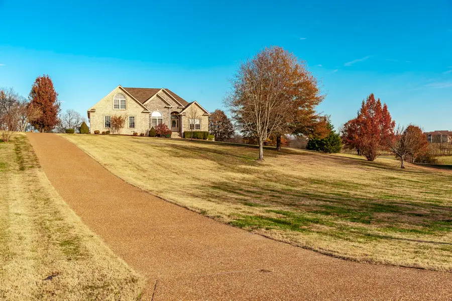 1022 Harness Cir, Gallatin, TN 37066 - Image #3