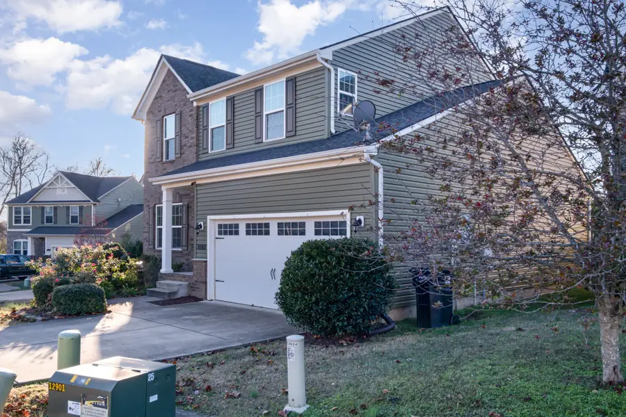 2626 Bluffton Ln, Columbia, TN 38401 - Image #2