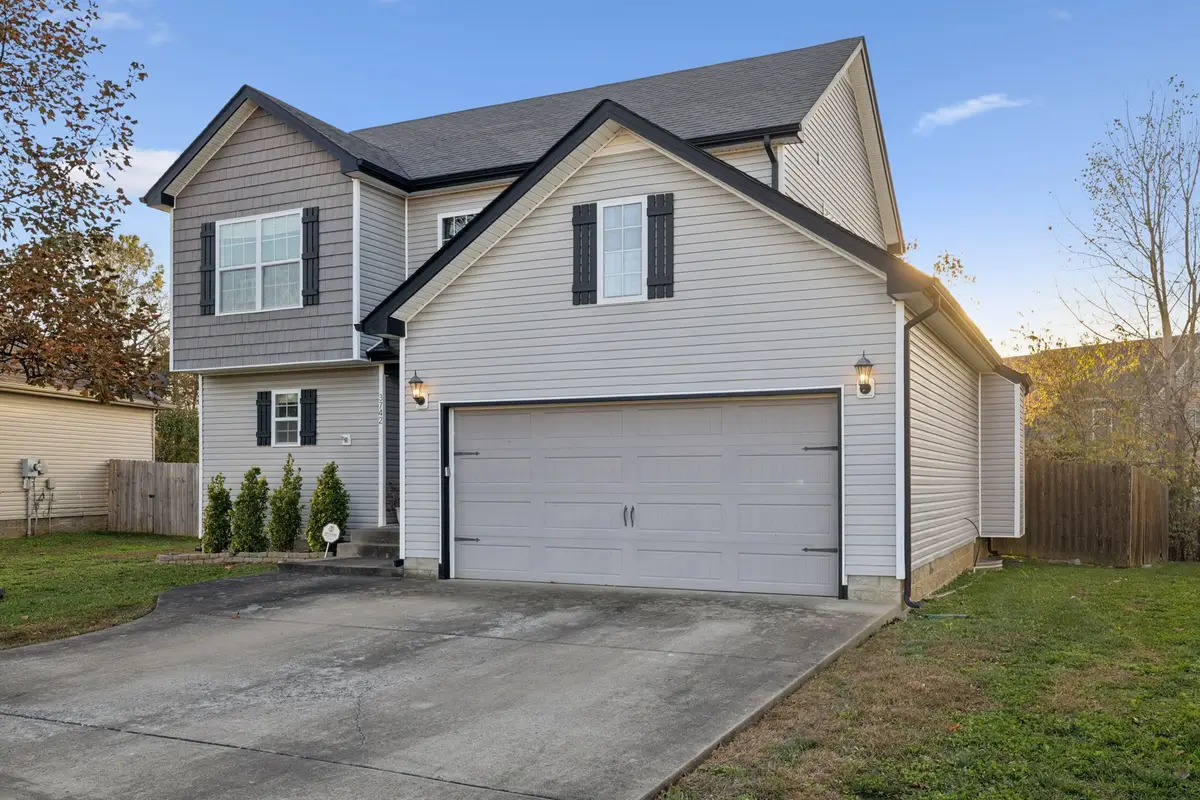 3742 Crisscross Ct, Clarksville, TN 37040 - Image #1