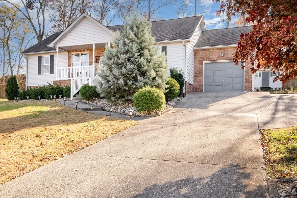 318 Timberglenn Dr, Smyrna, TN 37167 - Image #1