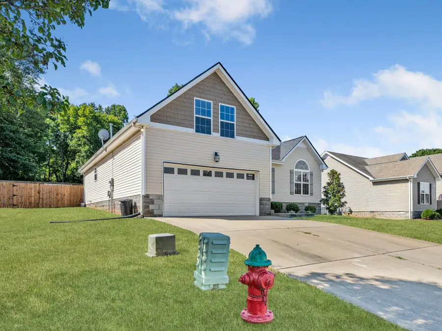 800 Cindy Jo Ct, Clarksville, TN 37040 - Image #3
