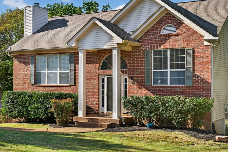 106 Hampton Ct, Hendersonville, TN 37075 - Image #3