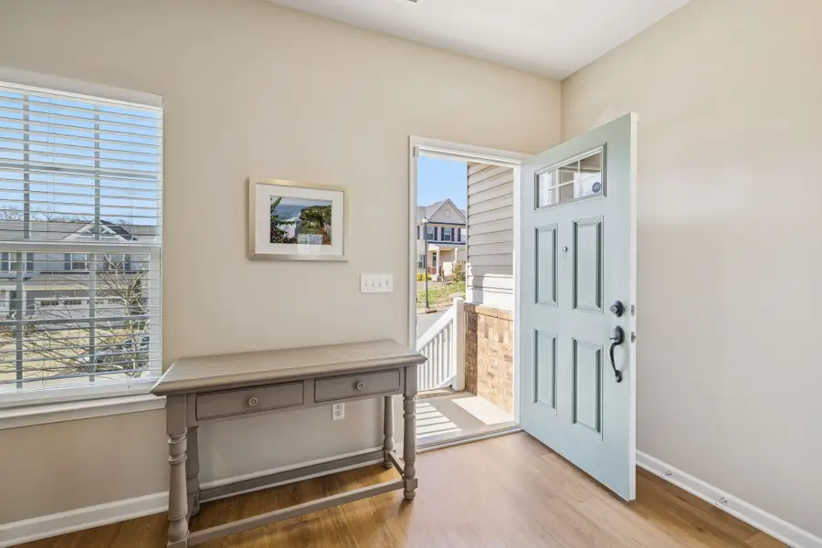 3104 Bent Tree Ln, Columbia, TN 38401 - Image #2