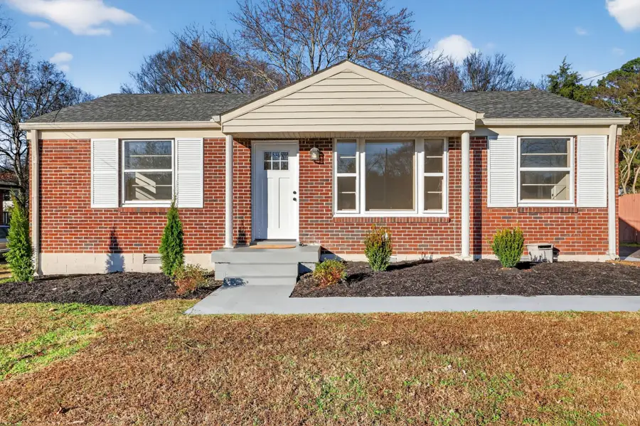 2718 Mckeige Dr, Nashville, TN 37214 - Image #2