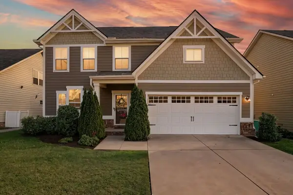 423 Heroit Dr, Spring Hill, TN 37174