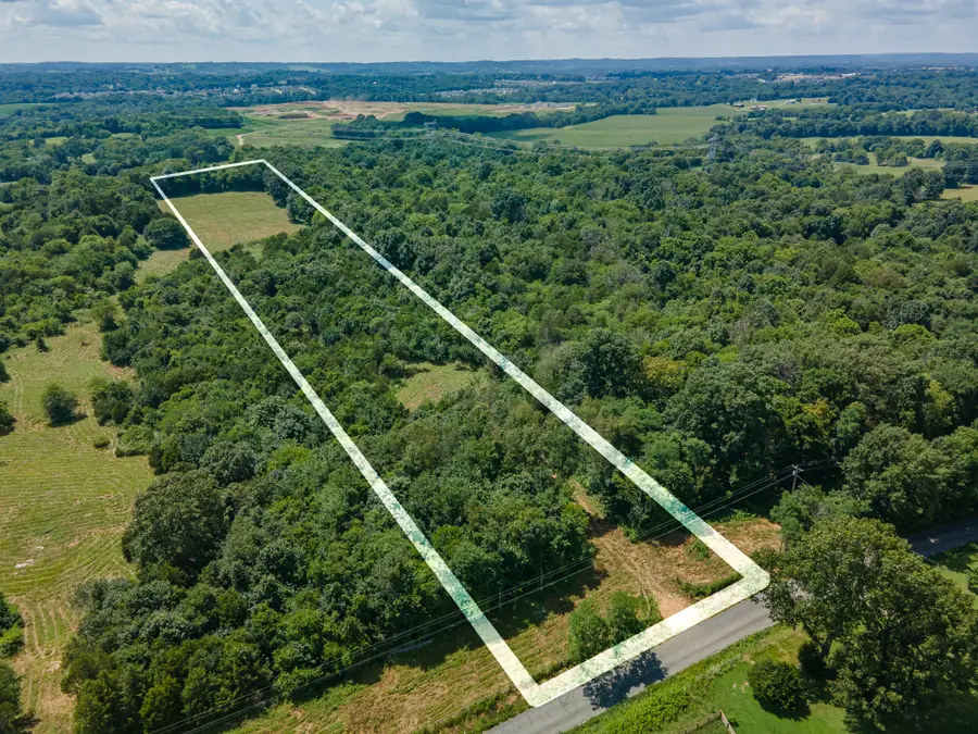 1 Double Branch Rd, Columbia, TN 38401 - Image #2