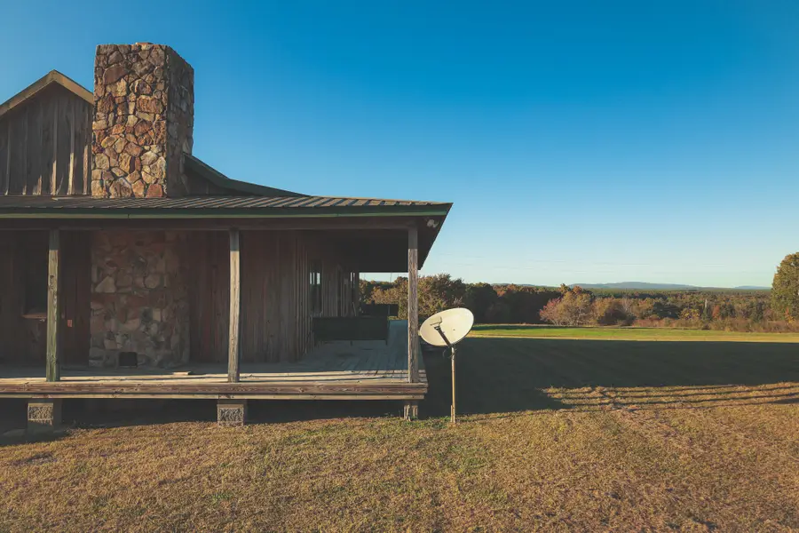 1047 Nelson Harrison, Evensville, TN 37332 - Image #2