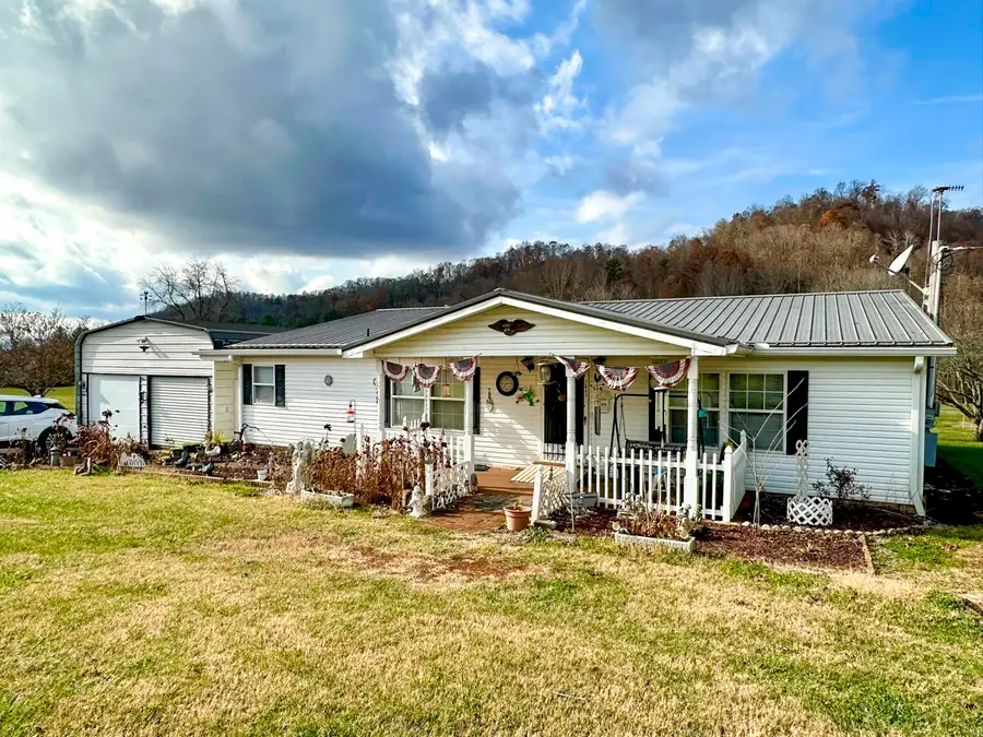 2641 Stanley Valley Rd, Surgoinsville, TN 37873 - #3