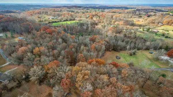 5480 Bartlett Rd, Cookeville, TN 38501