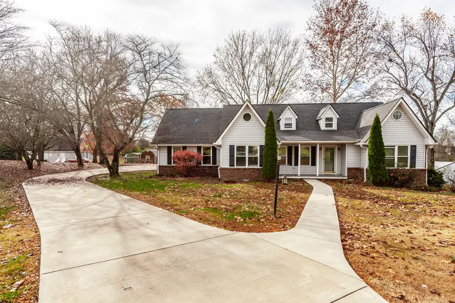 279 Saint Blaise Rd, Gallatin, TN 37066 - Image #2