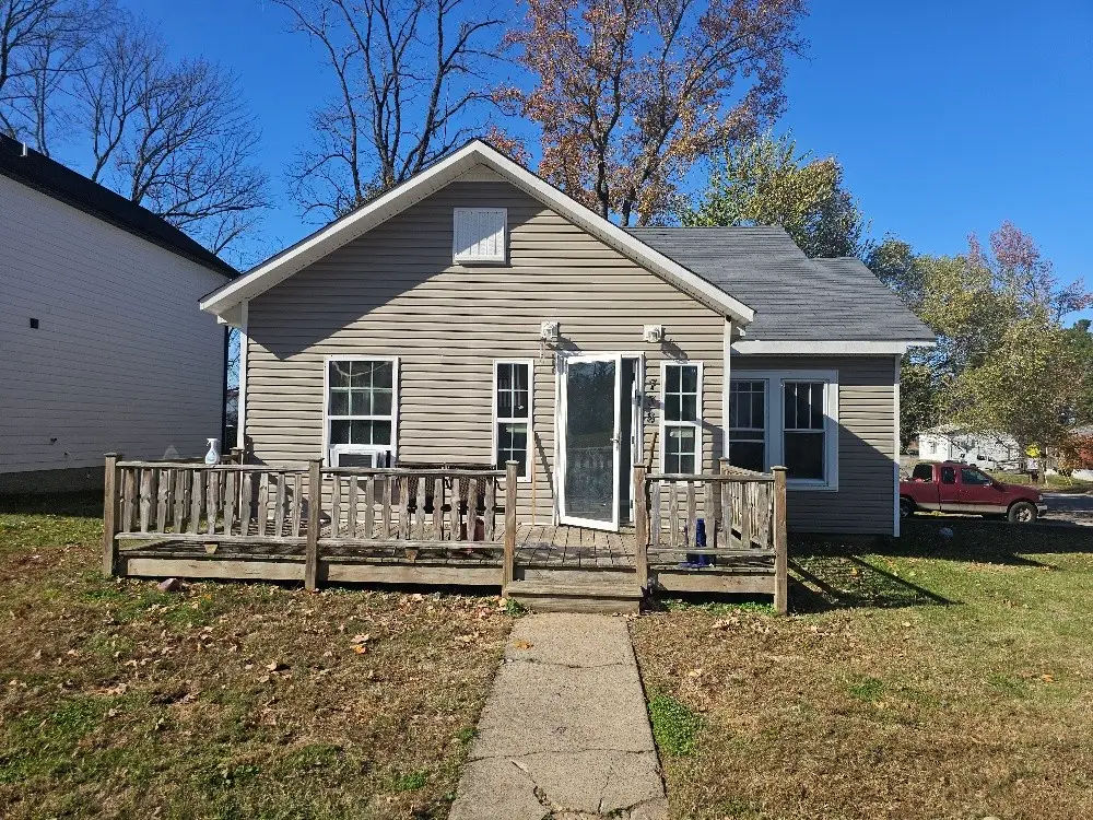 738 Gracey Ave, Clarksville, TN 37040 - Image #1