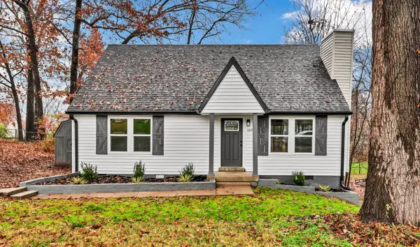 609 Bay Ln, Clarksville, TN 37042