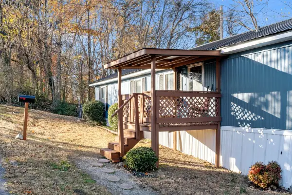 116 Landiss Ave, Cumberland City, TN 37050