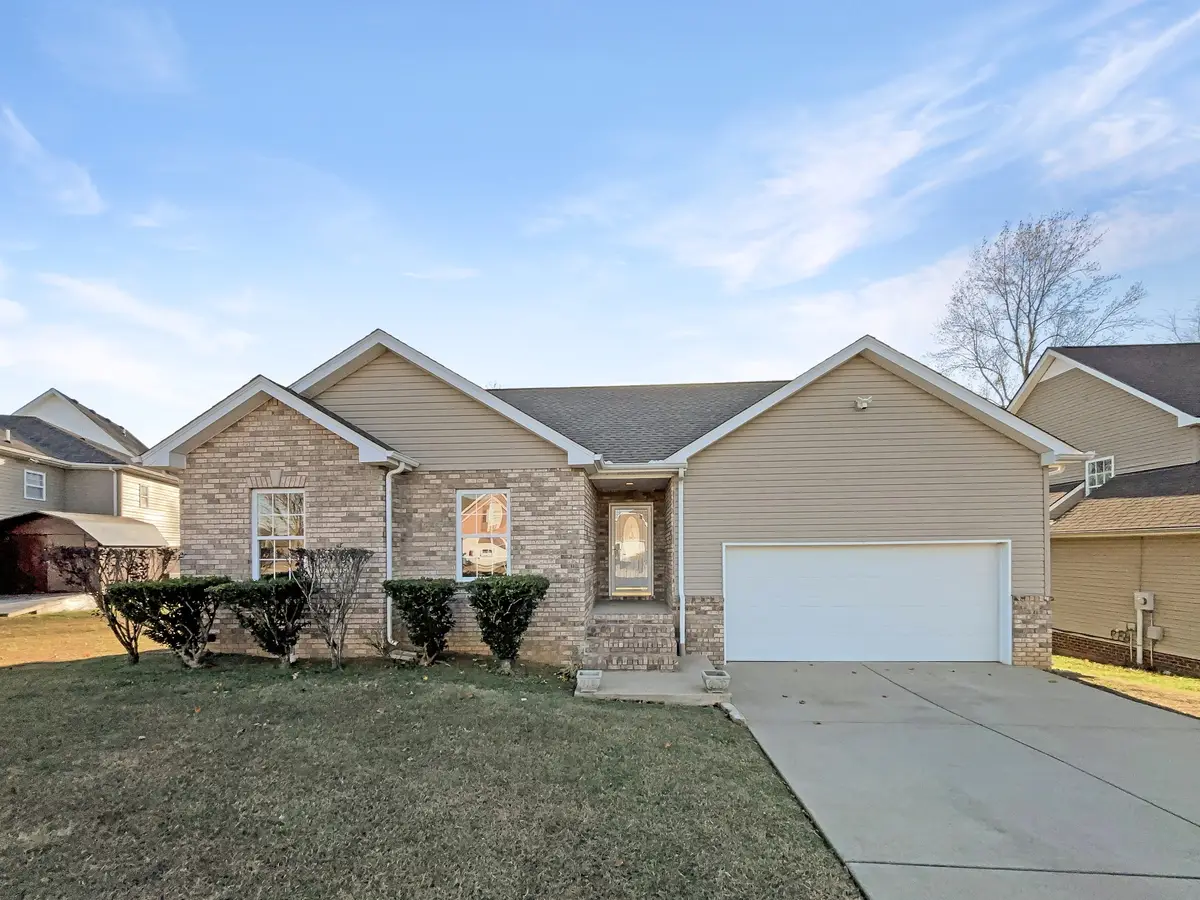 610 Chestnut Ct, Springfield, TN 37172 - Image #1