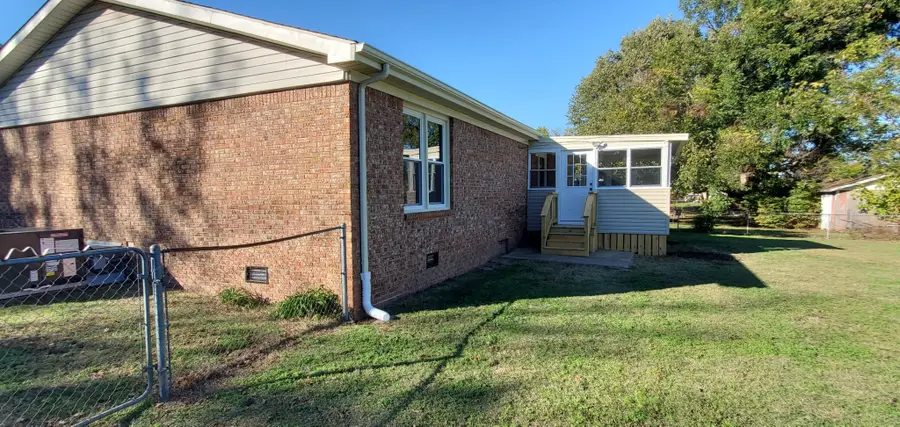 411 Honey Locust Dr, South Fulton, TN 38257 - Image #3