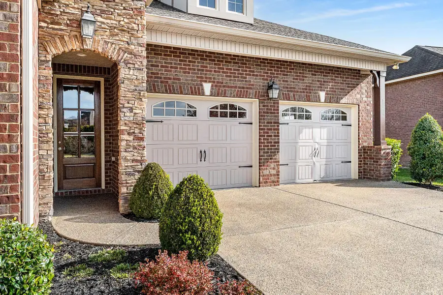 1016 Baxter Ln, Gallatin, TN 37066 - Image #2