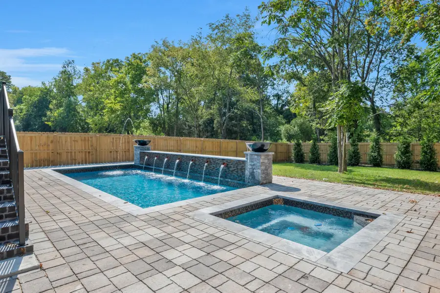 6306 Highway 100, Nashville, TN 37205 - Image #2