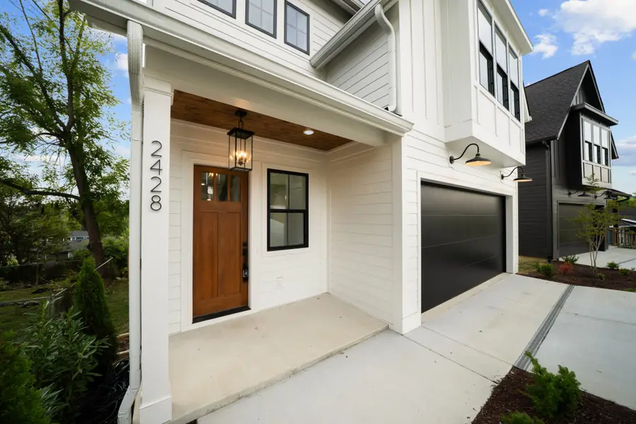 2428 Brittany Dr, Nashville, TN 37206 - Image #2