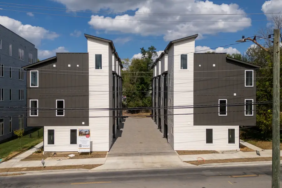 307 Normans Ct, Nashville, TN 37216 - Image #2