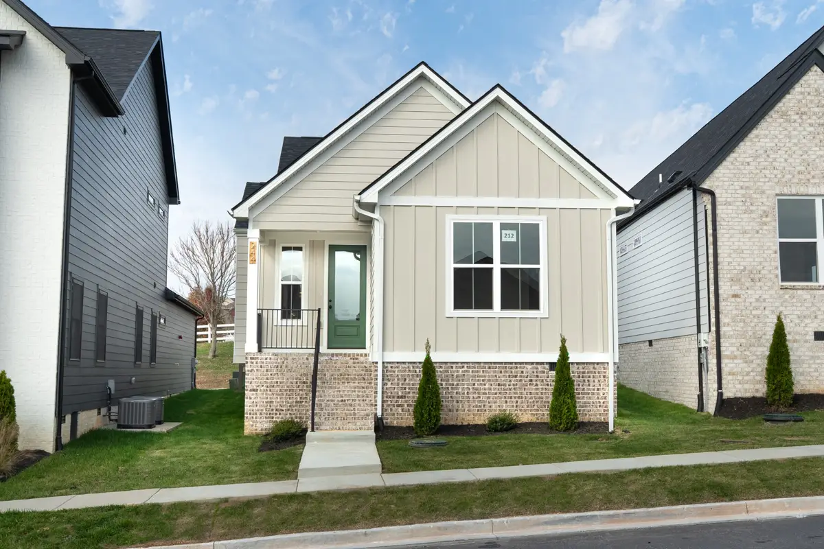 244 Franklin Street, Pleasant View, TN 37146 - Image #1