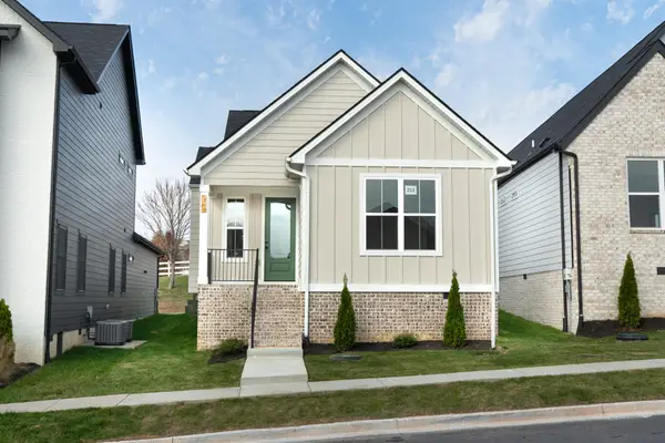 244 Franklin Street, Pleasant View, TN 37146