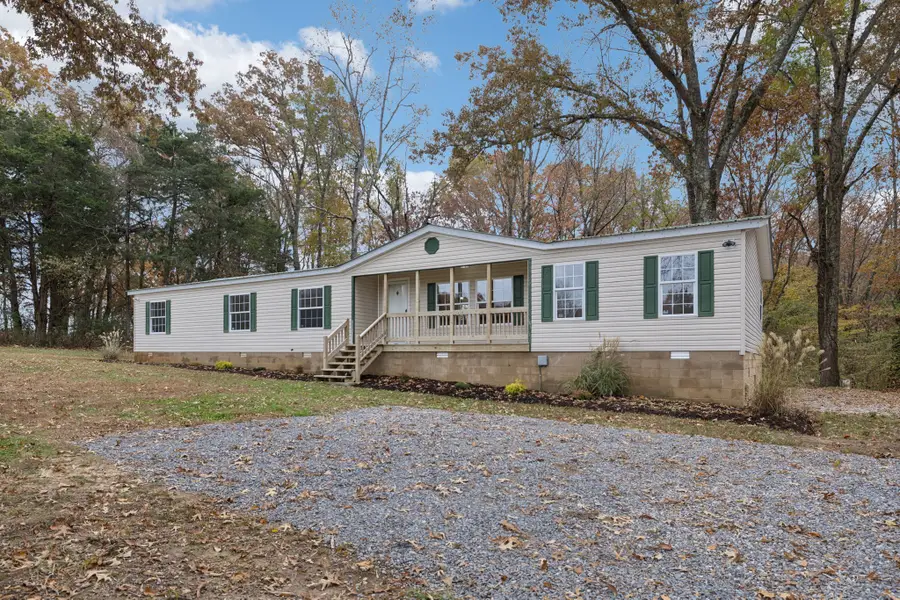 1935 Sixteenth Model Rd, Manchester, TN 37355 - Image #2