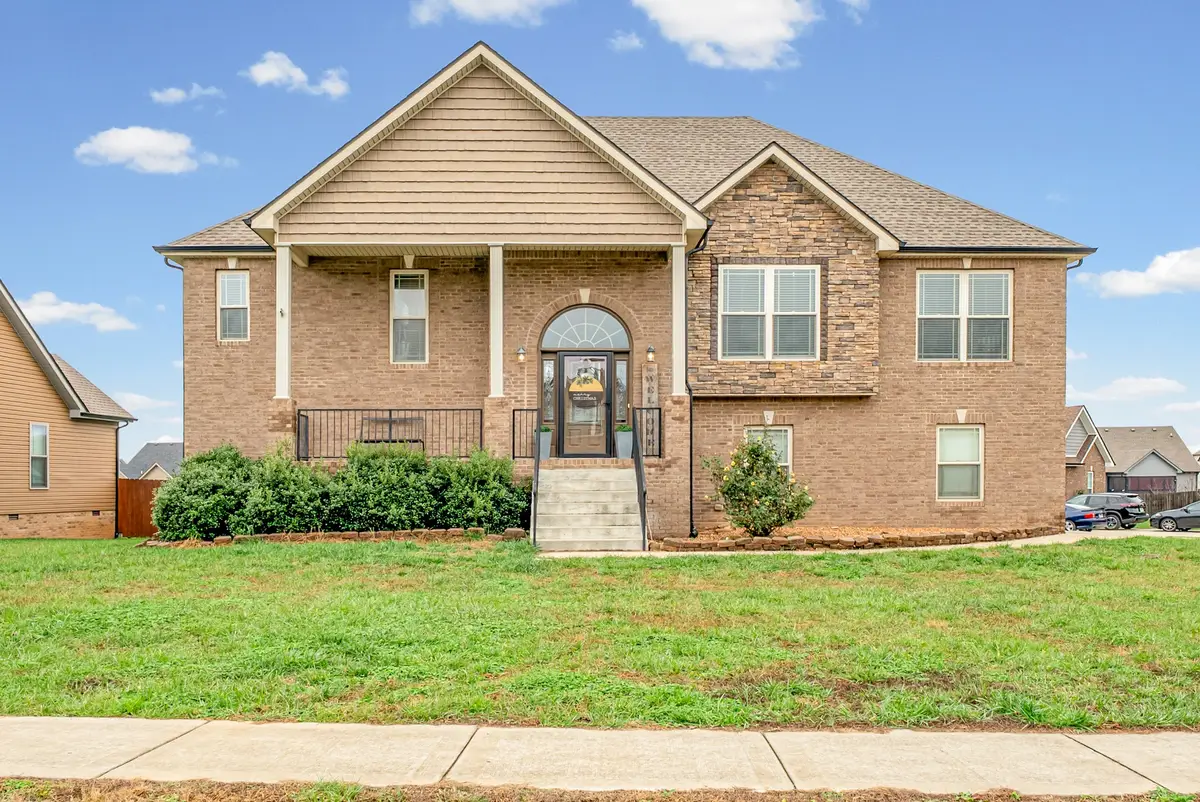 713 Rushville Dr, Clarksville, TN 37042 - Image #1
