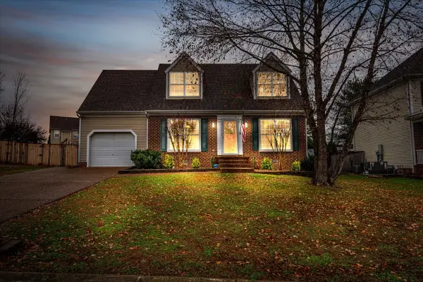 1602 Bryson Cv, Thompsons Station, TN 37179