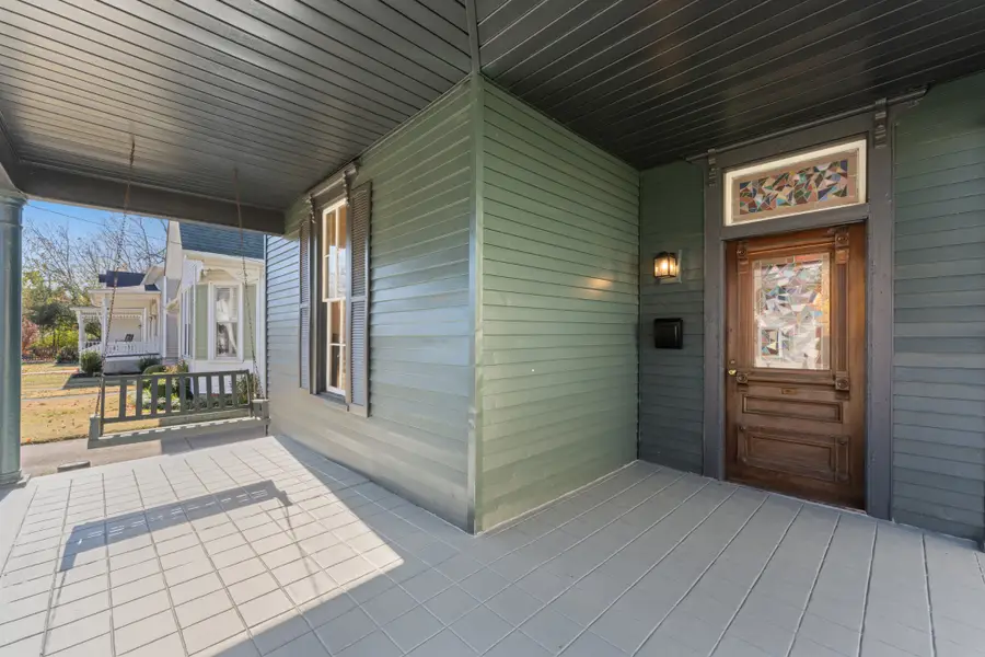 1006 S High St, Columbia, TN 38401 - Image #3
