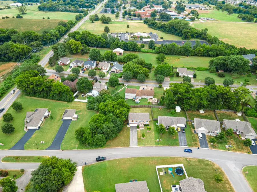 1809 Susan Rd, Columbia, TN 38401 - Image #2